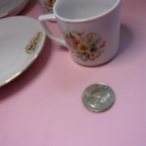 Pair of Porcelain Doll Tea Cups. - Picture 6 of 6